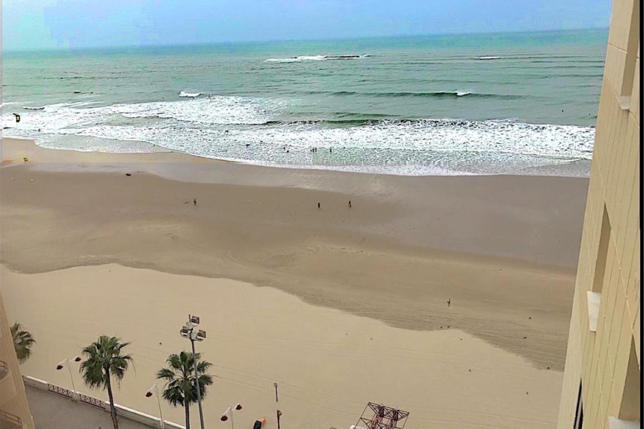 Romantica Vista Al Paseo Maritimo De กาดิซ ภายนอก รูปภาพ